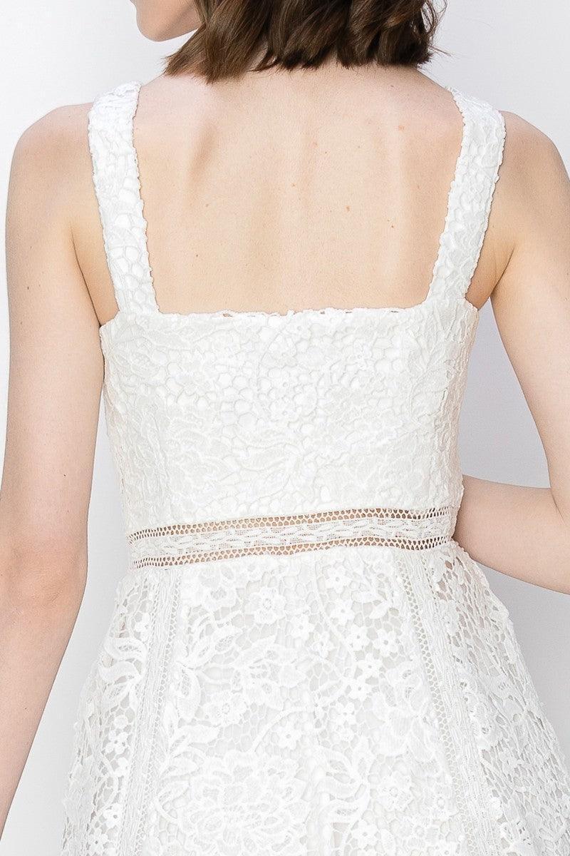 Sky's Sweetheart Neckline Floral Lace Midi Dress