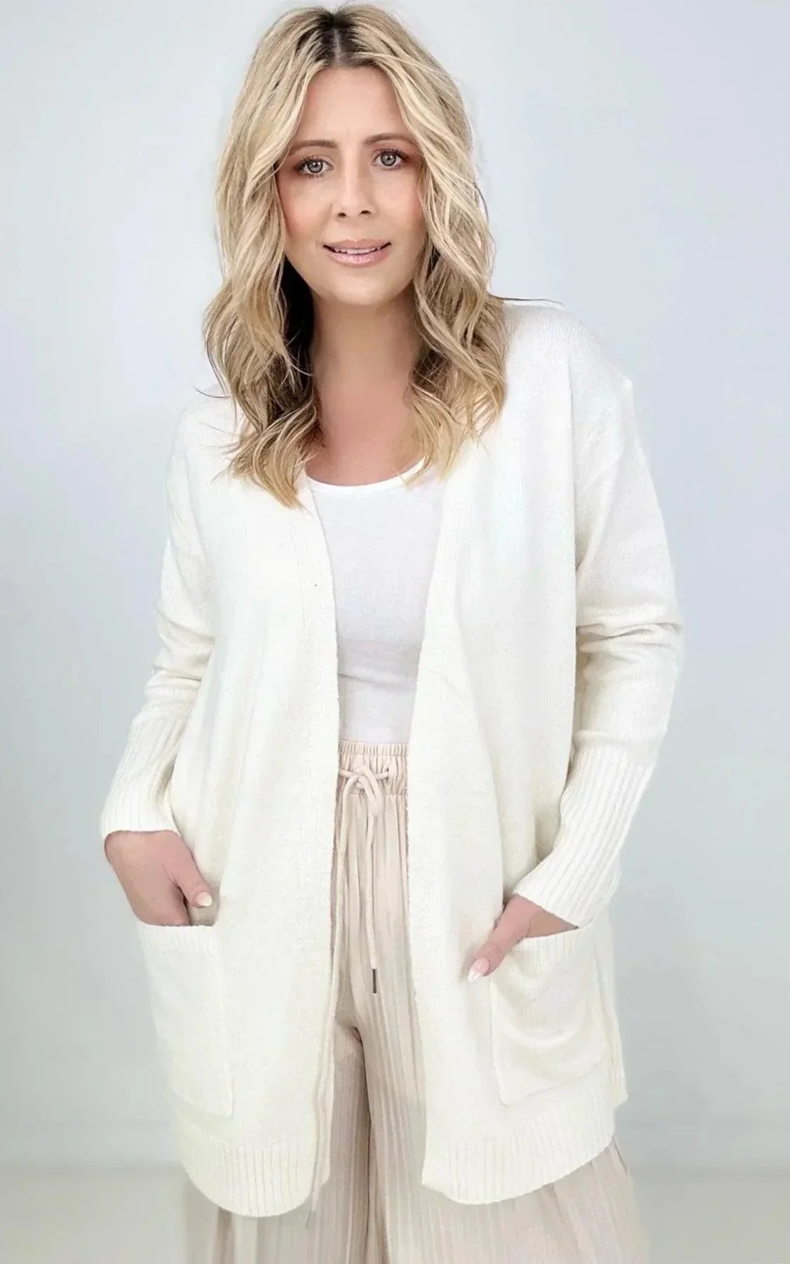 Cozy 2025 white cardigan