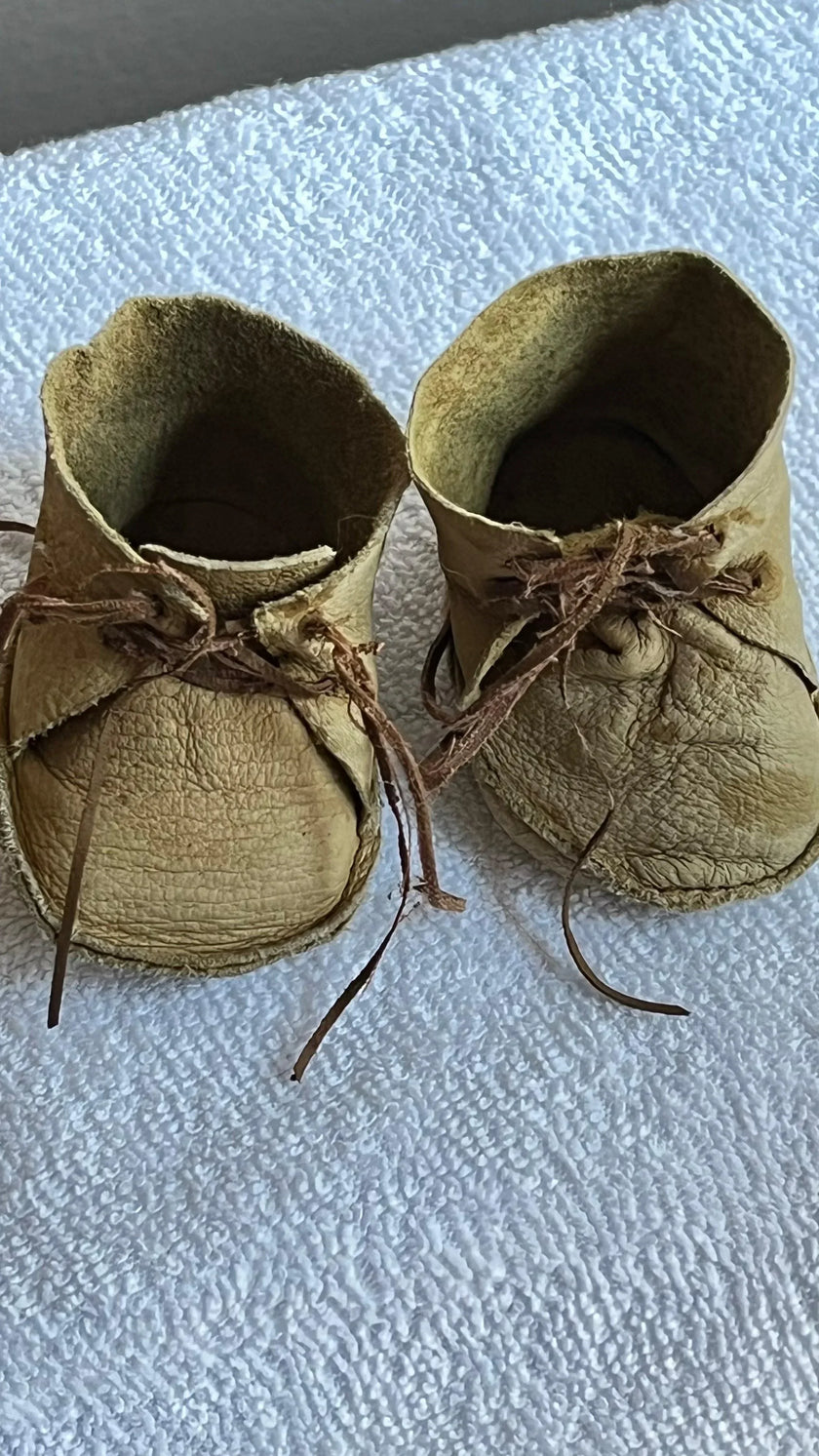 1st Release 1997 Josefina Doll & Meet Outfit- Pre Mattel Pleasant Company - Cape Cod Fashionista