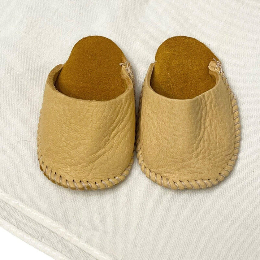 American Girl Doll Felicity NIGHT SHIFT & MULES set