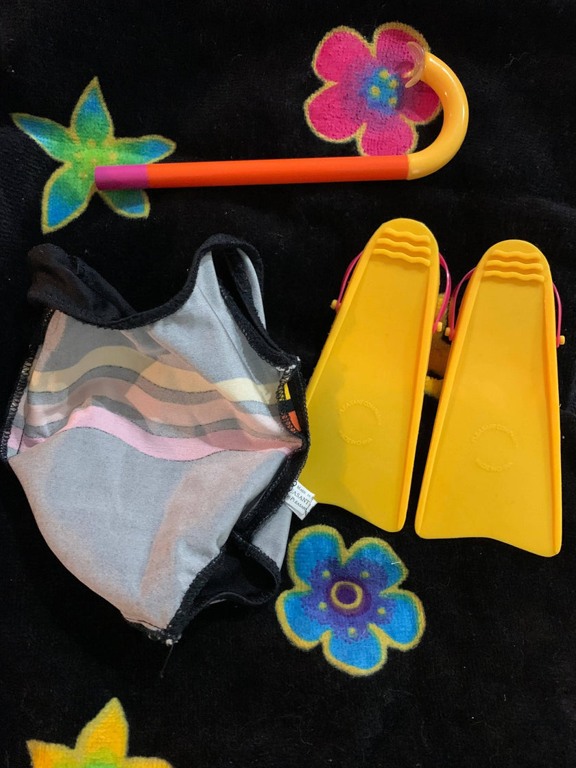 Retired Pleasant Company 1996 Swim Set
