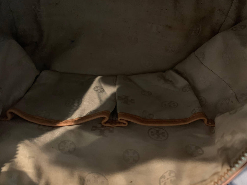 TORY BURCH AMANDA MIDDY CAMEL LOGO HANDBAG